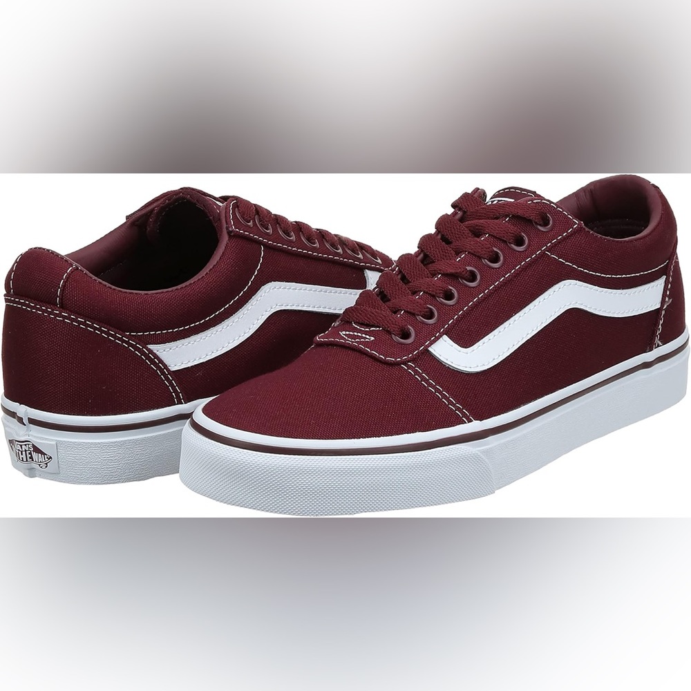 Vans Men’s Ward Sneaker in Port Royal/White